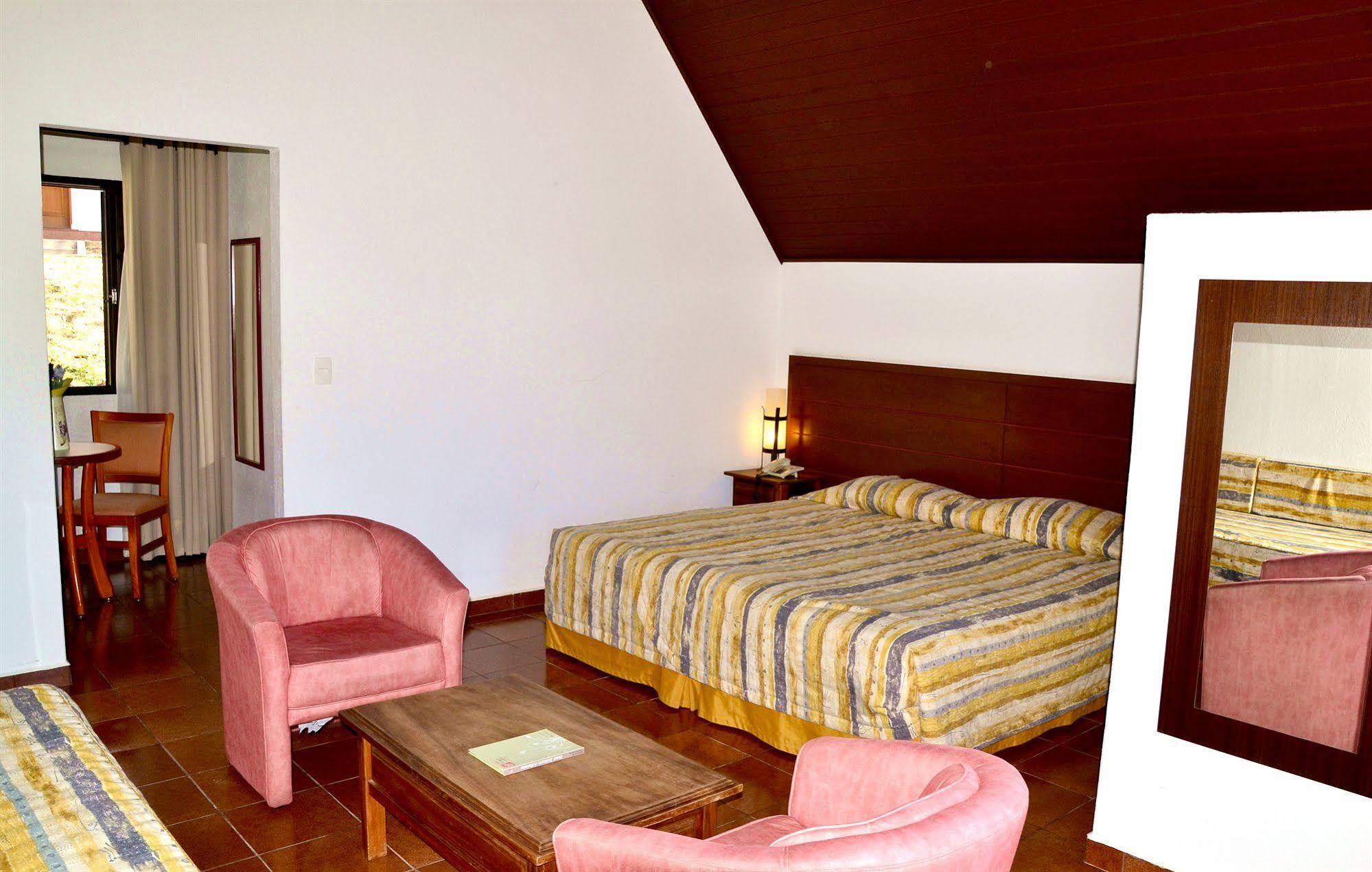 Hotel Estancia Atibainha - Resort & Convention Назаре-Паулиста Экстерьер фото