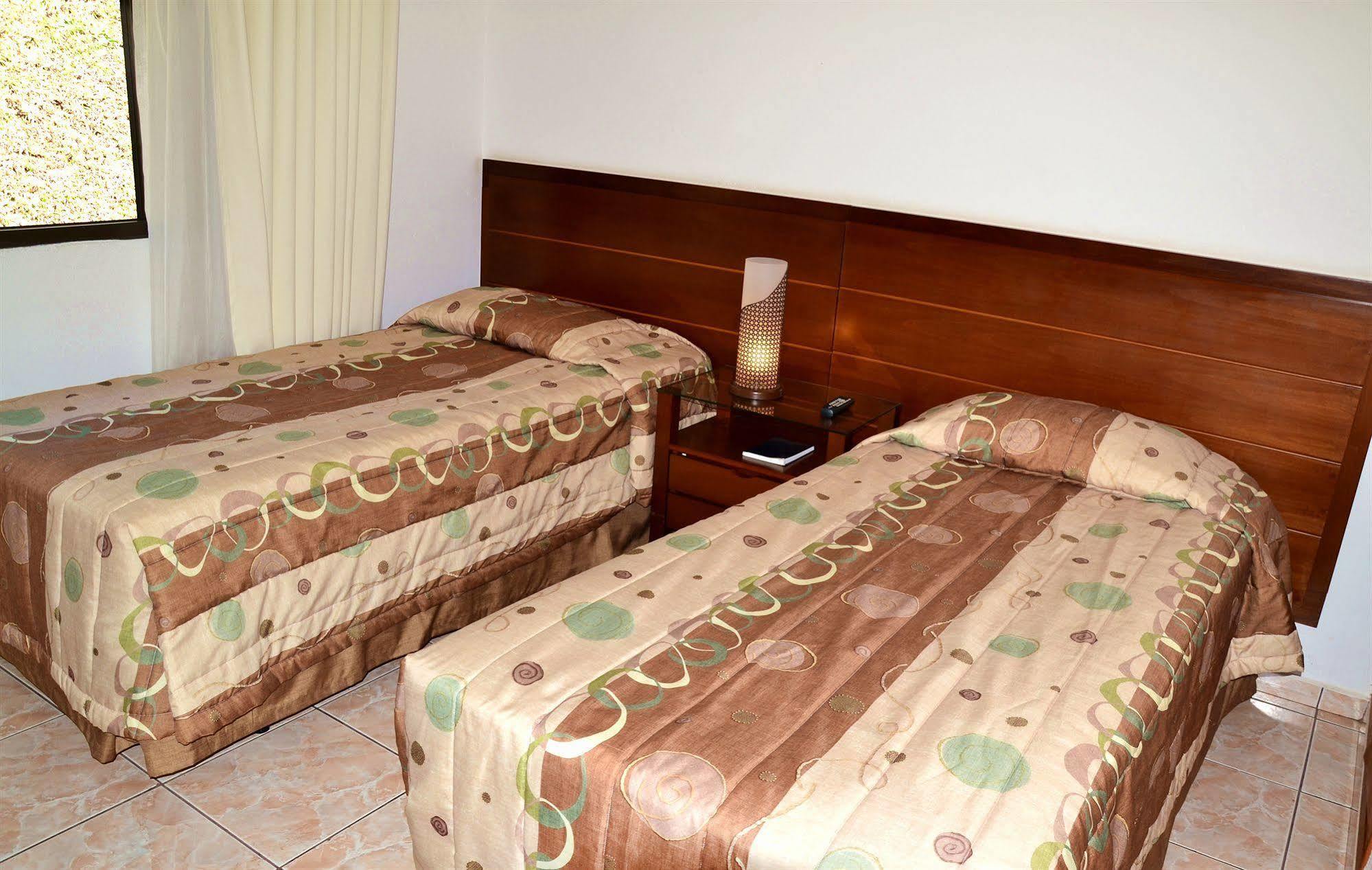 Hotel Estancia Atibainha - Resort & Convention Назаре-Паулиста Экстерьер фото