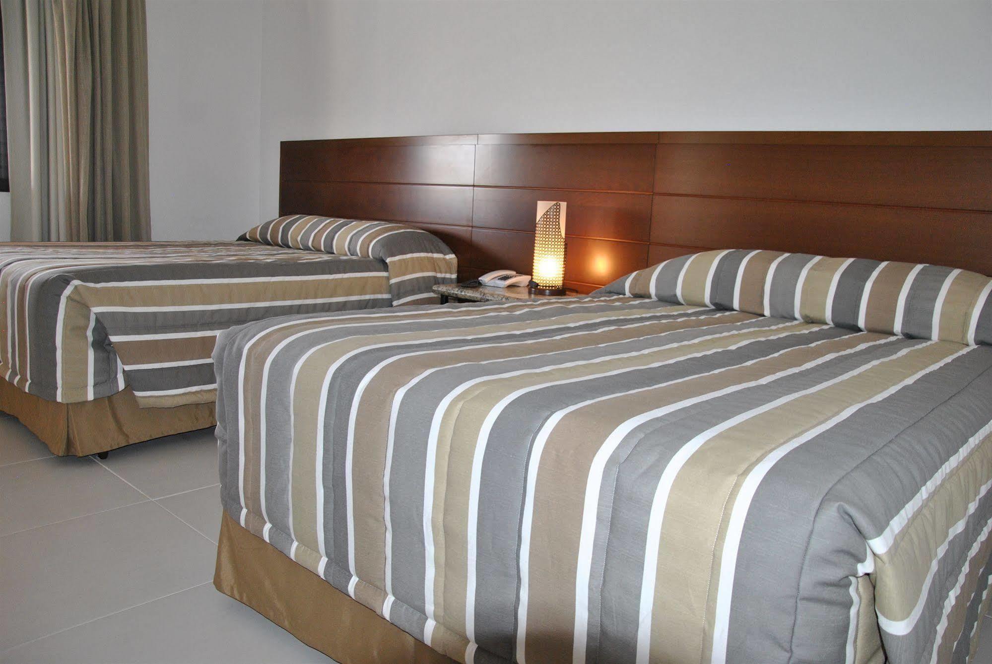 Hotel Estancia Atibainha - Resort & Convention Назаре-Паулиста Экстерьер фото